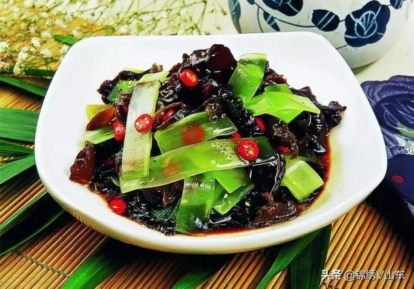 週末聚餐我家的家宴選單來了，12道菜，葷素齊全又美味，你也試試