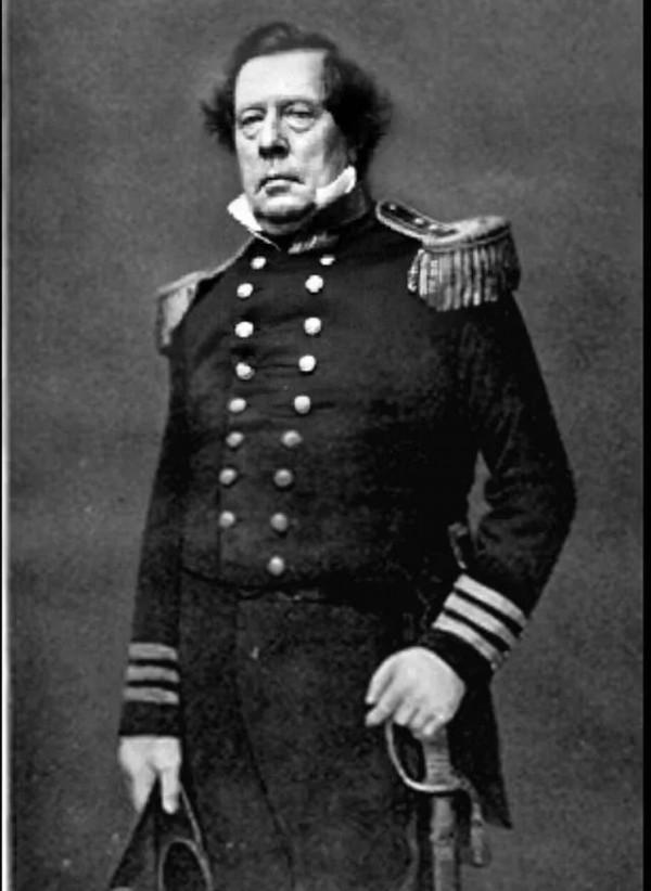 同樣的閉關鎖國，為什麼日本強大了，中國卻成了任人宰割的牛羊？