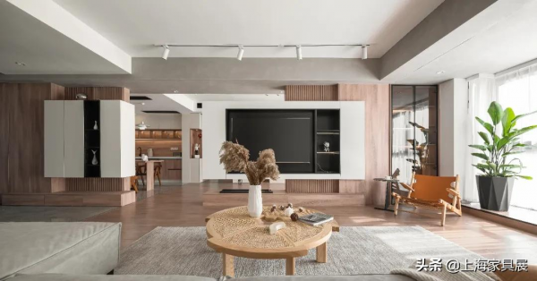 原木風220㎡複式宅，承載著一家四口的歡樂與熱愛，太治癒了