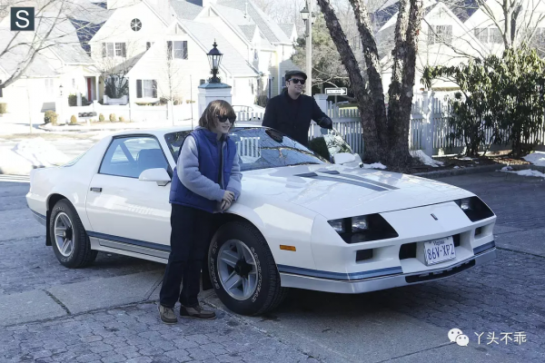 這樣的諜戰電影快絕跡了，未刪節版的更難得