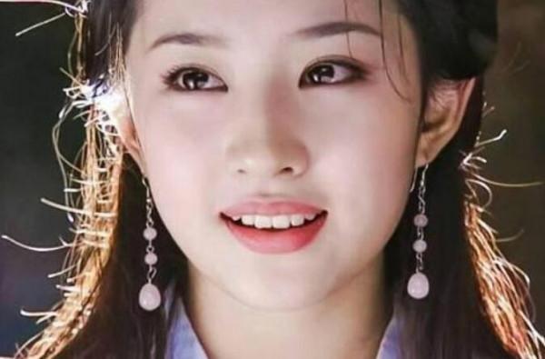 蕭峰死後，段譽和虛竹誰是天下第一？你聽金庸在舊版新版各說了啥