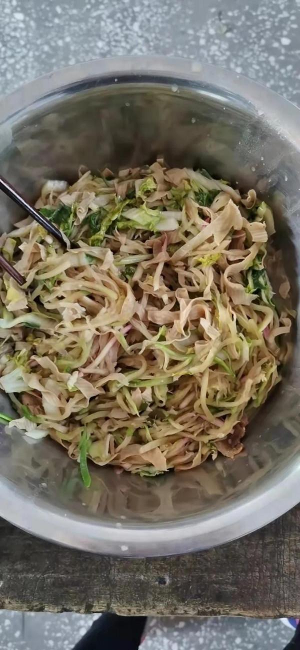 幼兒園的飯就這樣，小朋友能長身體嗎真不知該不該讓他在學校吃飯