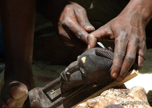 坦桑烏木雕刻