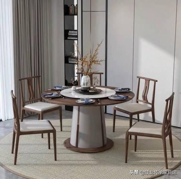 新中式，自帶樸質儒雅的詩情，讓你在歲月年輪裡留住古韻情懷