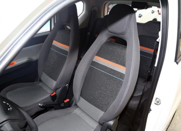 工薪族買車越經濟越好，這三款車都是自動擋，保養便宜還耐用