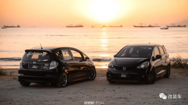 00後小姐姐也愛玩本田飛度，這個車系到底有什麼魔力？