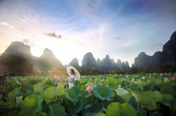 比鳳凰靜謐，比桂林迷人，廣西這座長壽小城，看完想去隱居幾天