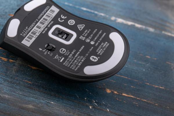 雷蛇 煉獄蝰蛇V2 X 極速版開箱試玩