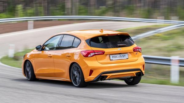 2.3T+6速手動 280馬力!海外試駕福克斯ST 2.3T+6速手動 280馬力!海外試駕福克斯ST