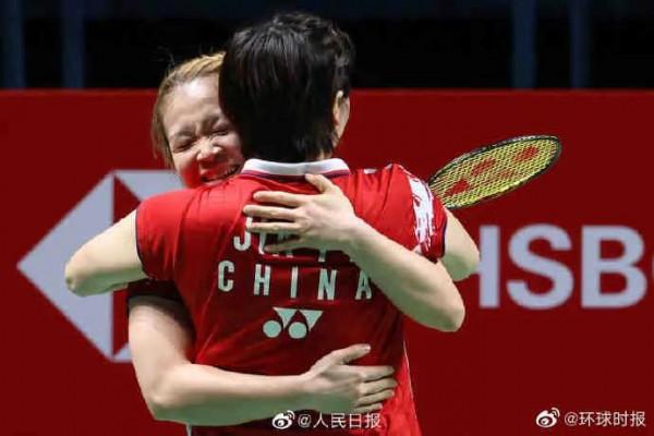 祝賀中國隊球員陳清晨/賈一凡奪得羽毛球世錦賽女雙冠軍 祝賀中國隊球員陳清晨/賈一凡奪得羽毛球世錦賽女雙冠軍