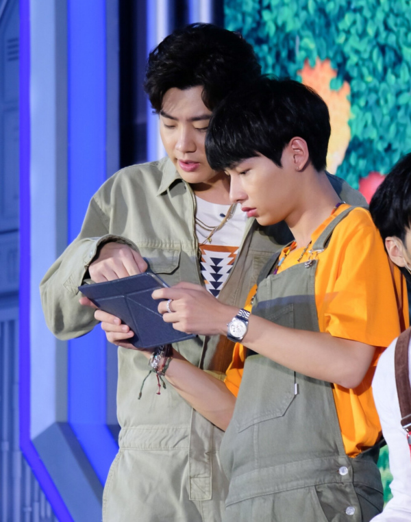 「多圖預警」OffGun般配的情侶裝：OG著名時尚夫夫