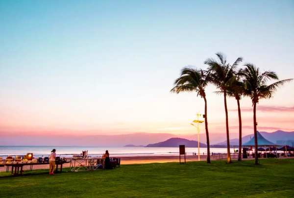 高鐵0.5h、物價只有一半，我願稱她為三亞最強備胎