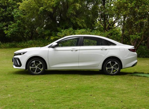 10來萬買家轎，不妨看看這3款，空間大、油耗低，都是大廠產品