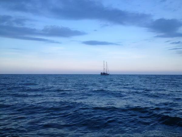 我國南華礁扼守南海水道，越南卻非法填陸45畝，偷雞不成反蝕米