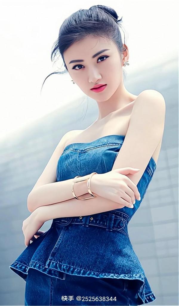 青春靚麗女神景甜