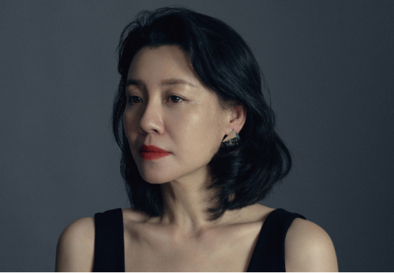 &OpenCurlyDoubleQuote;大娘子&rdquo;劉琳，被名導拋棄後，相親嫁平凡丈夫，47歲被寵成公主