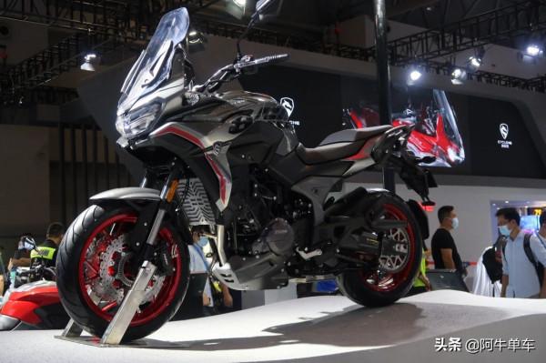 摩博會丨宗申賽科龍 公升級運動巡航驚豔來襲、多款新車釋出