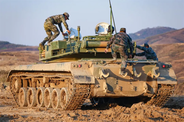 坦克射擊特級！四級軍士長楊慧德真牛！