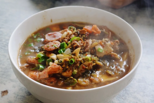 凌晨就開始喝早茶的小縣城,比廣東猛多了 凌晨就開始喝早茶的小縣城,比廣東猛多了