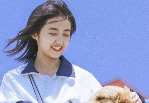 00花來勢洶洶！85、90花還在裝“少女”，真少女已經靠實力拼演技