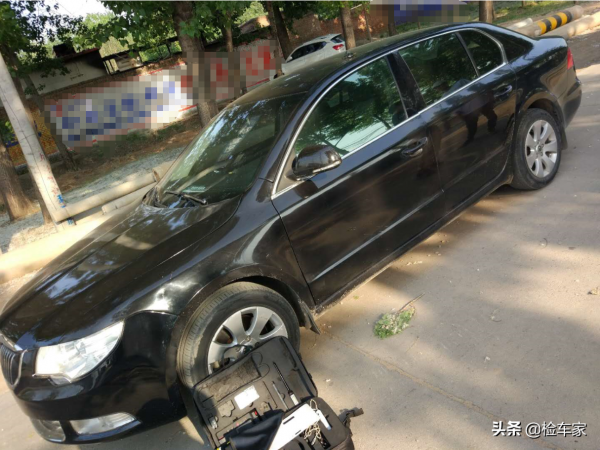 有比這還爛的車？朋友介紹3萬買斯柯達，檢車師：可以絕交了