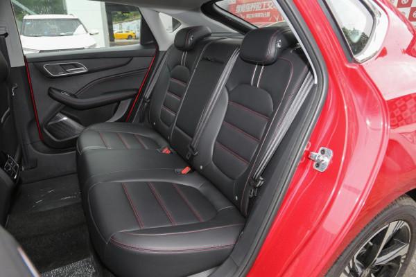 推薦3款溜背轎跑，國產、合資都有，配渦輪動力，10來萬可入手