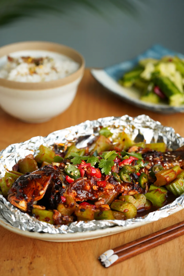 愛摸魚的打工人,進來吃這道不用刷鍋的懶人烤魚 愛摸魚的打工人,進來吃這道不用刷鍋的懶人烤魚