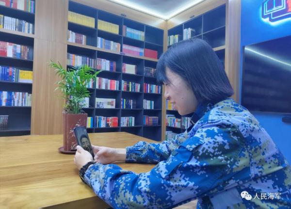 清華女生參軍後輔導戰友考上清華,她和他有個“神仙約定” 清華女生參軍後輔導戰友考上清華,她和他有個“神仙約定”