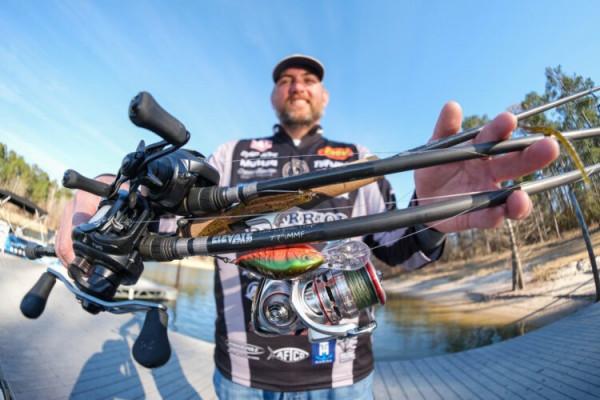 尼爾贏得 2022 年 MLF 職業巡迴賽Sam Rayburn站冠軍