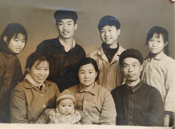 家庭相簿⑯｜憶父母當年