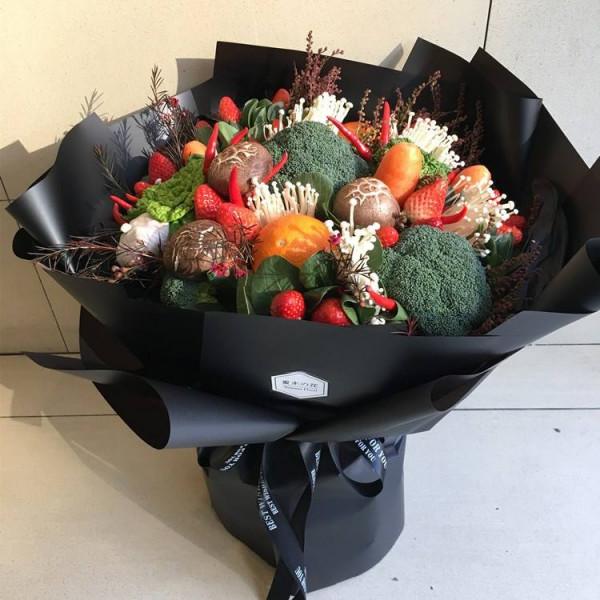 郭晶晶送給霍啟剛一束蔬菜花 這是咋情況？快來康康蔬菜花語