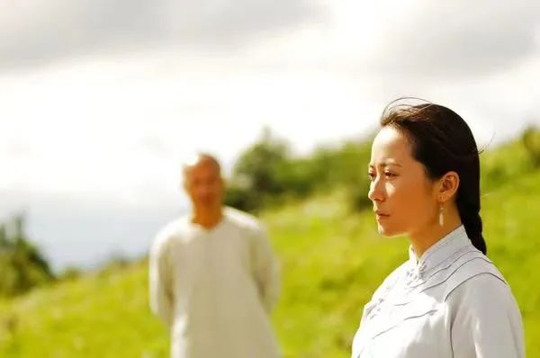 為什麼俞飛鴻的&OpenCurlyDoubleQuote;凡爾賽&rdquo;不讓人討厭？