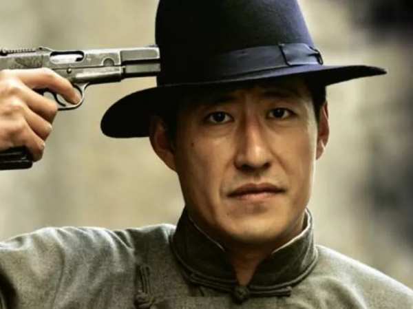 我黨一地下黨員失聯，後來混成國軍司令，在遼瀋戰役立下奇功