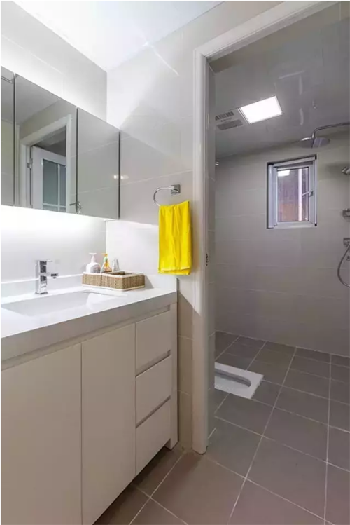 衛生間用蹲便,除了沒那麼高檔,用起來沒毛病啊,為什麼會被嘲笑 衛生間用蹲便,除了沒那麼高檔,用起來沒毛病啊,為什麼會被嘲笑