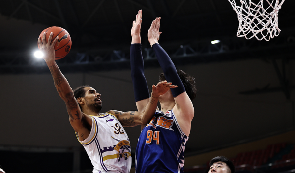 李春江馬布裡對噴各吃技犯 上海6人上雙力克北控斬獲4連勝