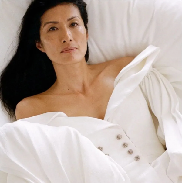 50歲出道成為熱門超模!這個嫁入紀梵希豪門的中國女人,太厲害了 50歲出道成為熱門超模!這個嫁入紀梵希豪門的中國女人,太厲害了