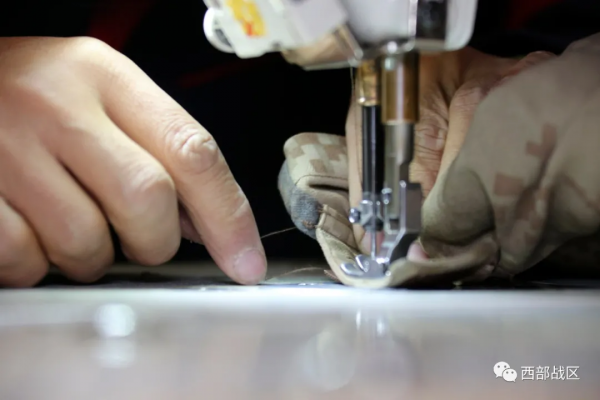 部隊的被裝修理服務，必須贊