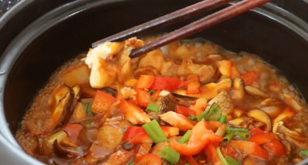 冬天要多吃魚，教你獨特做法，不加一滴水，用料簡單味道好