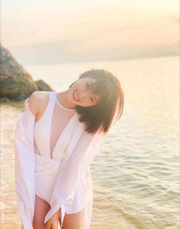 毛曉彤美圖合輯