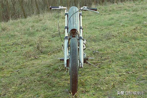 老掉牙的車了，真有味道