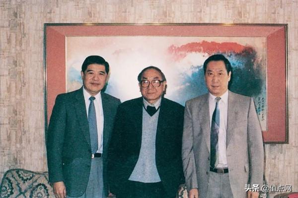 張大千極罕見「朱橙潑彩」染寫秋色 美術館級鉅作驚豔亮相中國嘉德 張大千極罕見「朱橙潑彩」染寫秋色 美術館級鉅作驚豔亮相中國嘉德