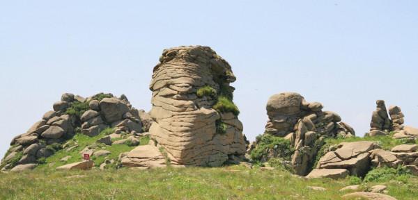 壩上第一峰，冰山樑