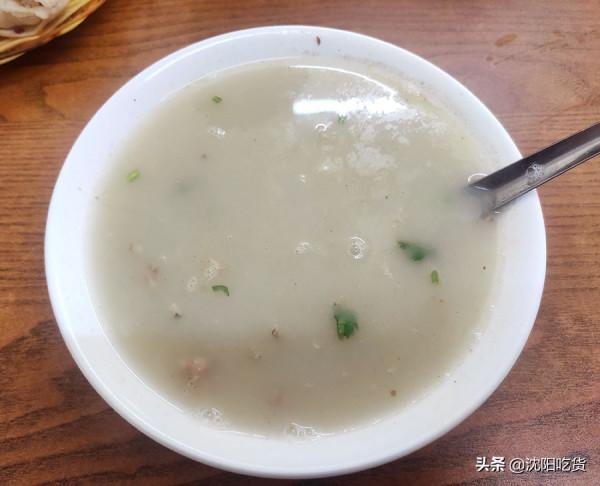 開了十多年的驢肉火燒，驢雜湯就一直是這個味兒嗎