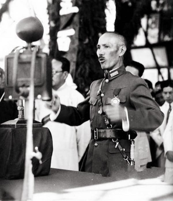 新38師為英軍斷後卻要被其繳械，孫立人：誰來繳槍，就和誰拼命