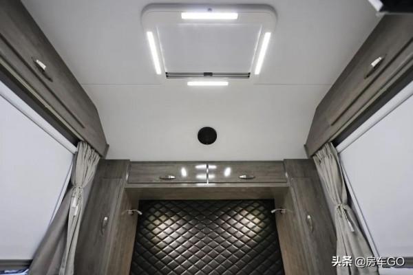 房車中的“陸地巡洋艦”，霸氣外形車內精緻，黑系HQ21實拍評測