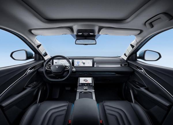 11.78萬元起 2022款哪吒U上市 配置升級