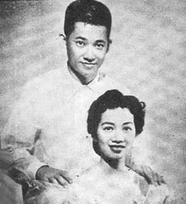 1983年阿基諾遇刺,下葬前仍穿著血衣,因腦部中彈面容顯得不完整 1983年阿基諾遇刺,下葬前仍穿著血衣,因腦部中彈面容顯得不完整