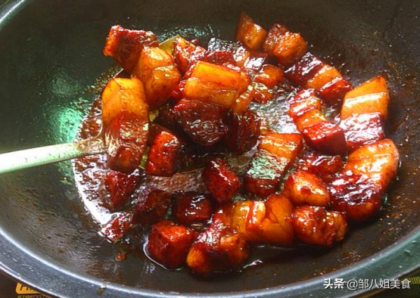 做紅燒肉,掌握3個竅門,出鍋後香味濃郁,色澤紅亮,軟糯不柴 做紅燒肉,掌握3個竅門,出鍋後香味濃郁,色澤紅亮,軟糯不柴