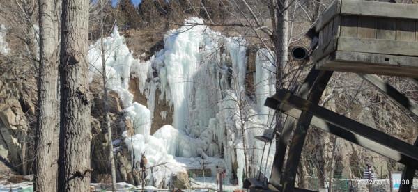 緊緊抓住冬天的尾巴 到嶺角(靈溪)來看冰瀑