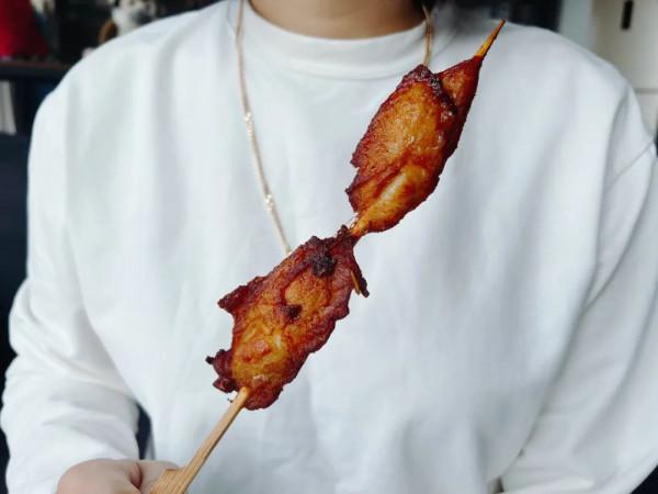 肯德基的周黑鴨漢堡，你猜是驚喜還是驚嚇？